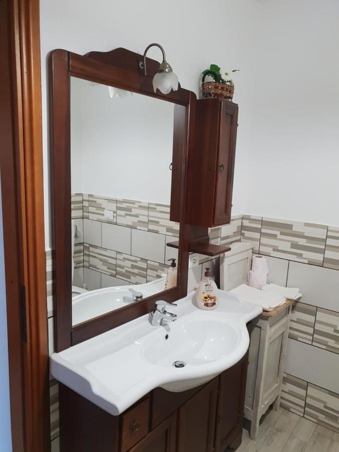 Casa Vacanze L'Agrifoglio Bed and Breakfast Magliolo Εξωτερικό φωτογραφία