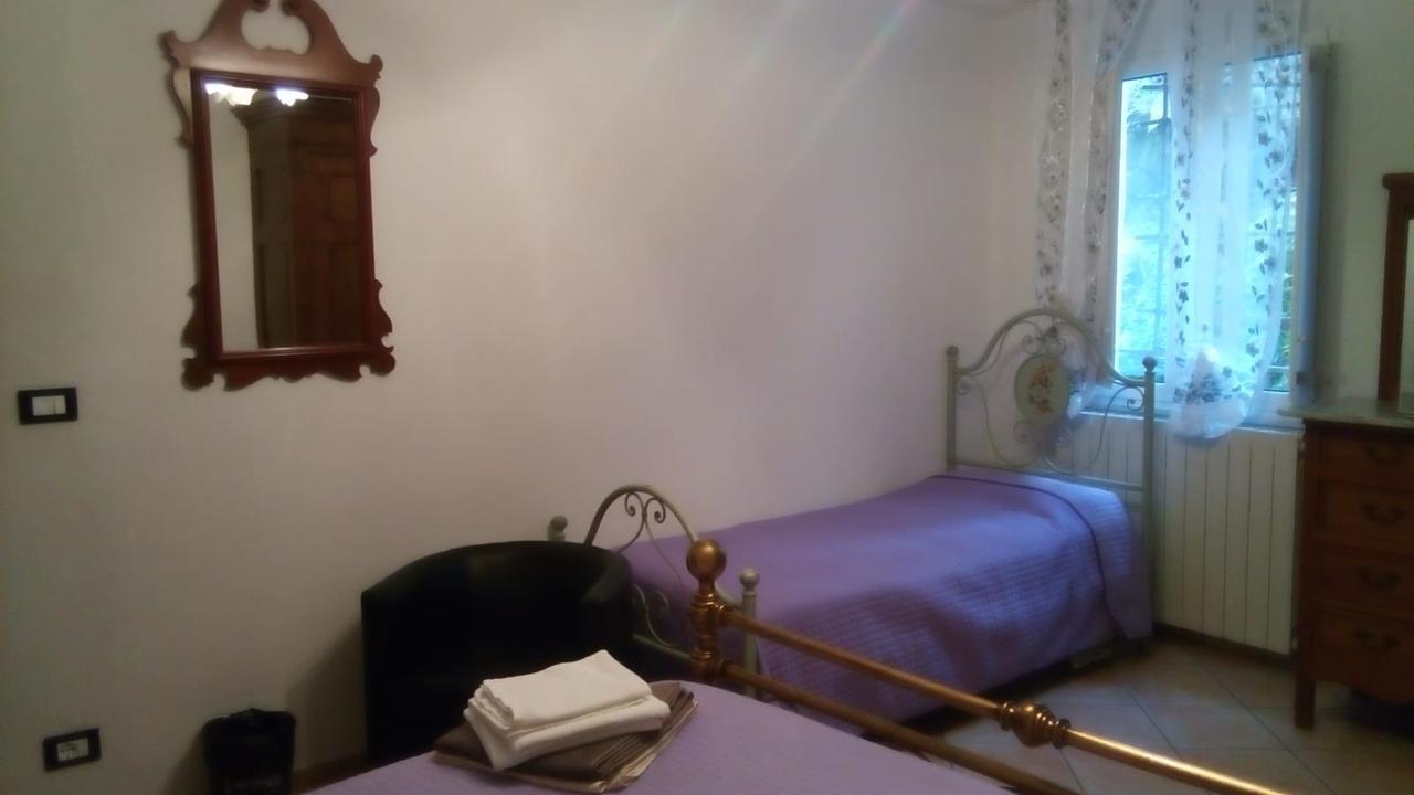 Casa Vacanze L'Agrifoglio Bed and Breakfast Magliolo Εξωτερικό φωτογραφία