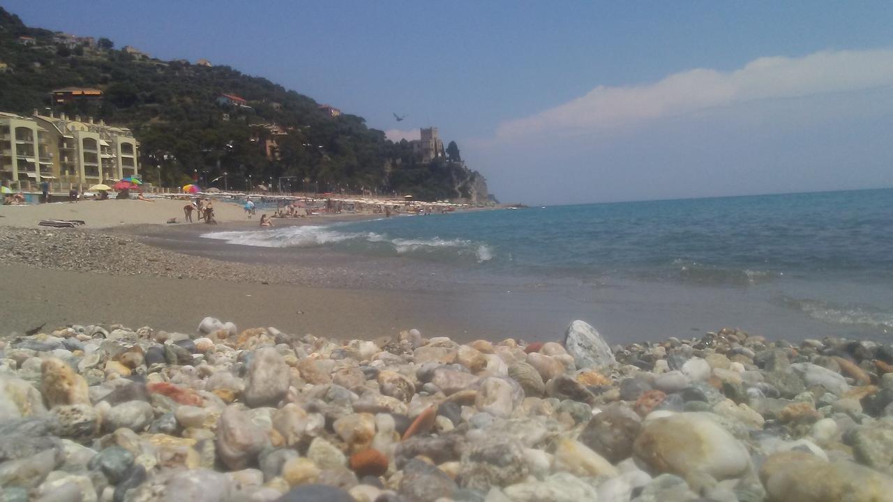 Casa Vacanze L'Agrifoglio Bed and Breakfast Magliolo Εξωτερικό φωτογραφία